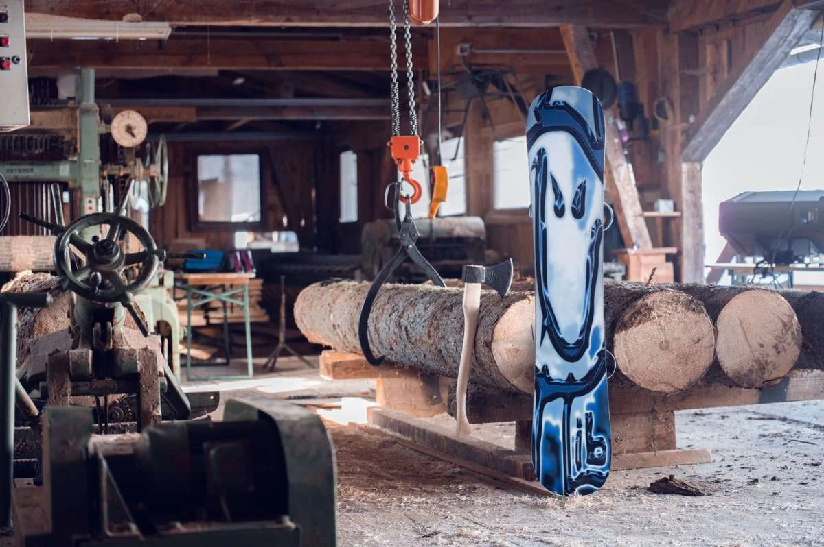 Lib Tech Off Ramp Snowboard 2023-2024 6 Lib Tech Off Ramp Snowboard 2023-2024 - Image 4